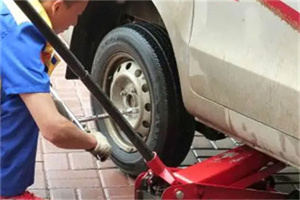 同仁附近拖车24小时服务热线电话